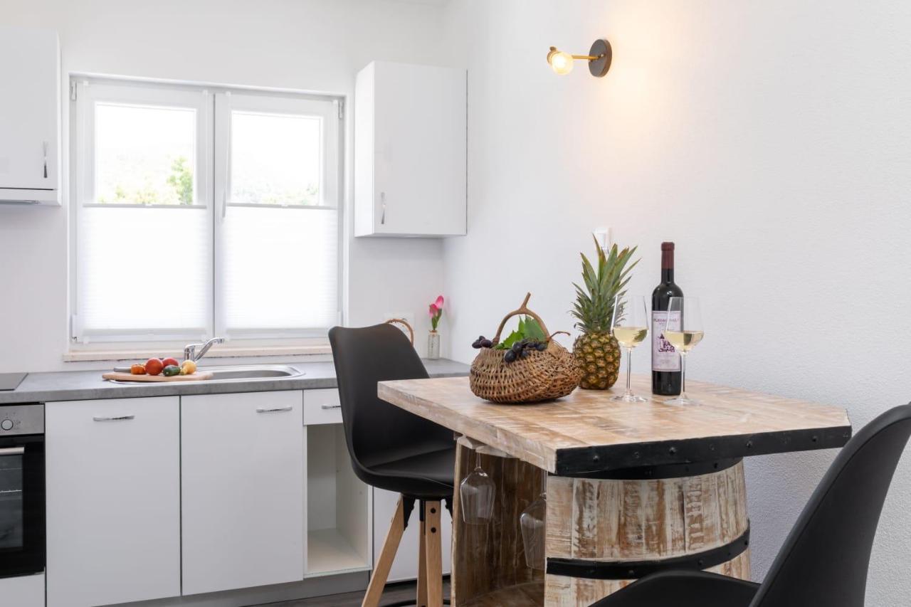Maloa One Bedroom Apartment Smokvica  Exterior photo